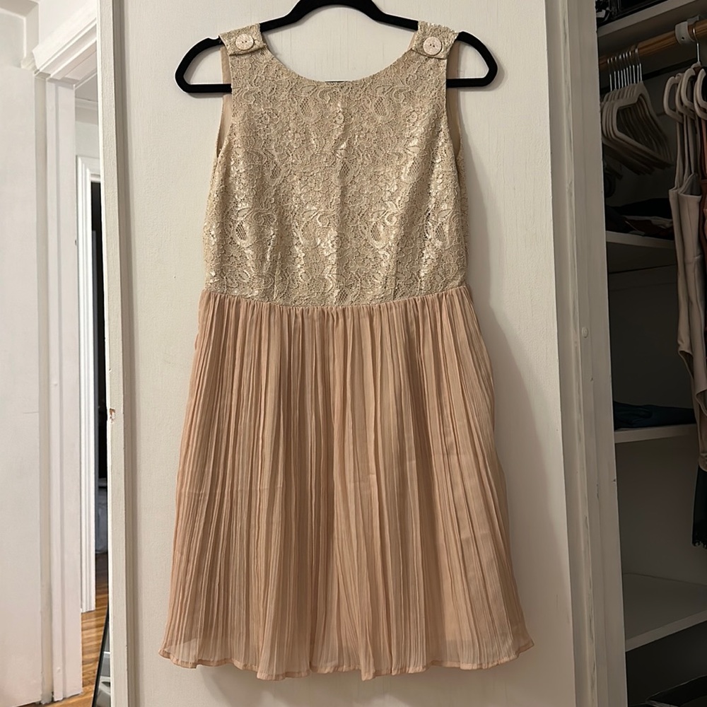 ModCloth Jack Champagne Lace Cocktail Dress | Size 10 (runs small, size 4)
